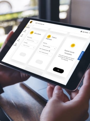 UPS<sup>®</sup> Forwarding Hub dashboard on tablet