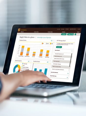 UPS Flex Global View dashboard technology on laptop"